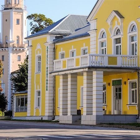 Hotel Krunk Sillamae Bagian luar foto