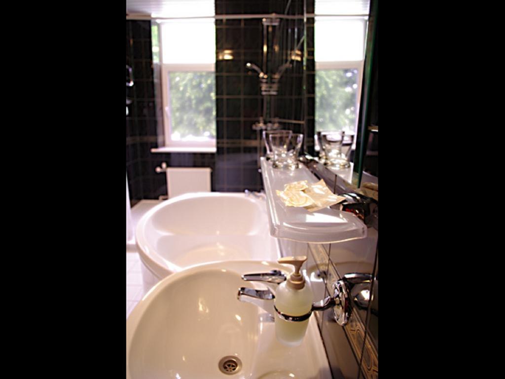 Hotel Krunk Sillamae Ruang foto